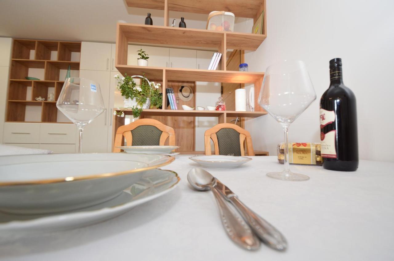 Shine24 - Spacious And Bright Apartment - New Novi Sad Exterior photo